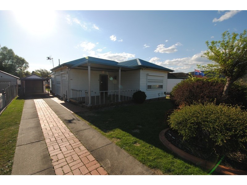 44 Rifle Parade, Lithgow NSW 2790