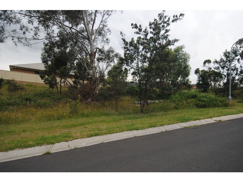 7 Shawcross  Close, South Bowenfels NSW 2790