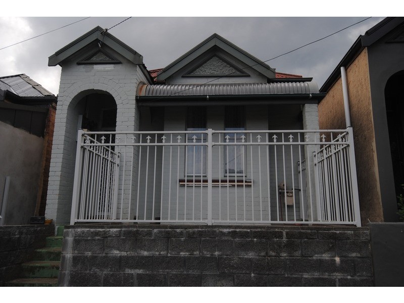 53 Railway Parade, Lithgow NSW 2790