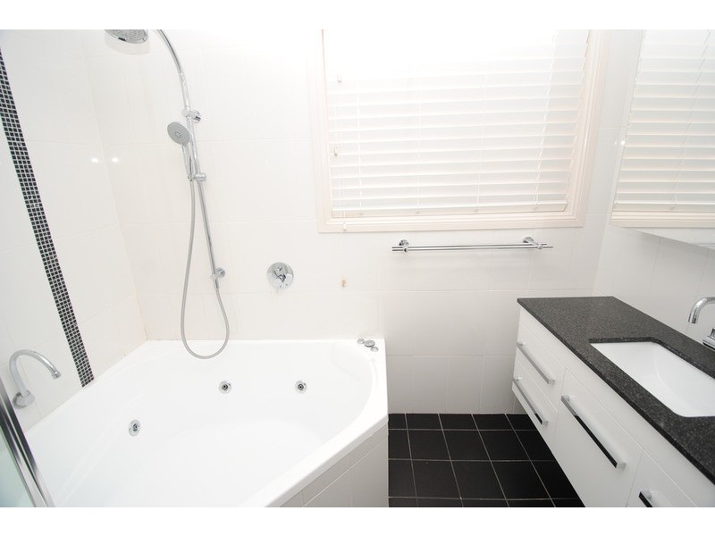 10  Casuarina Street, South Bowenfels NSW 2790