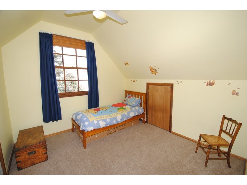2 Victoria Avenue, Lithgow NSW 2790