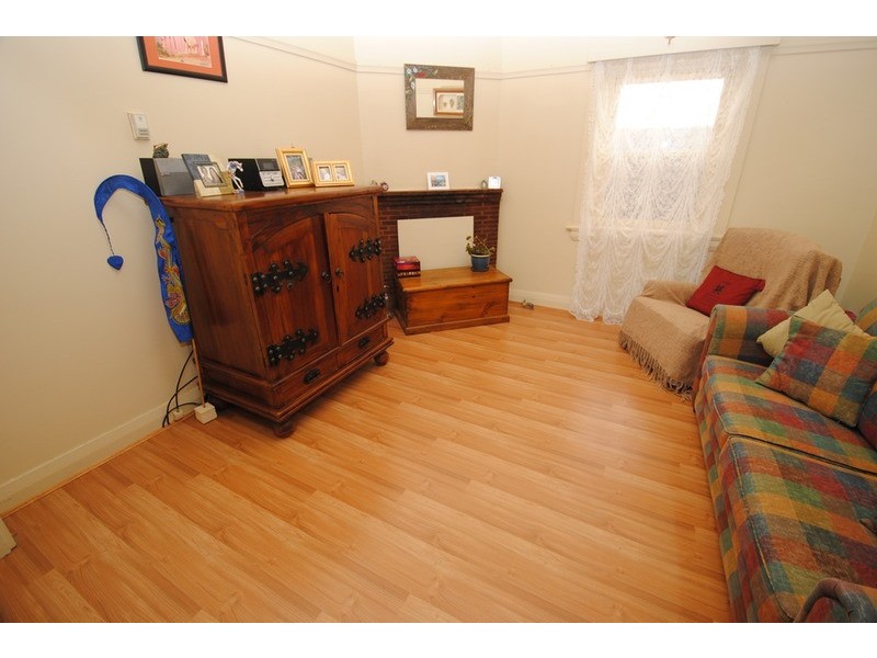 170 Inch Street, Lithgow NSW 2790