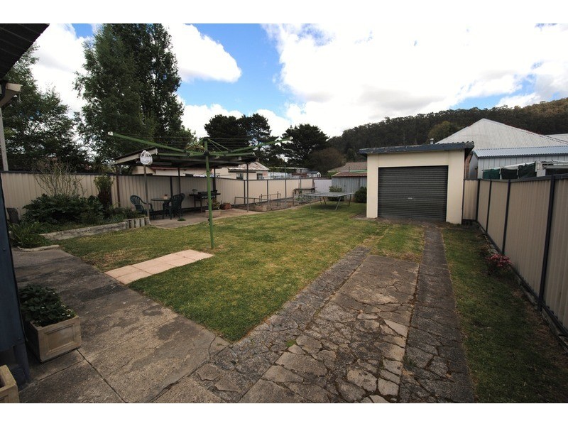 170 Inch Street, Lithgow NSW 2790