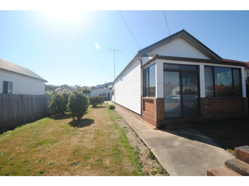 75 Calero Street, Lithgow NSW 2790