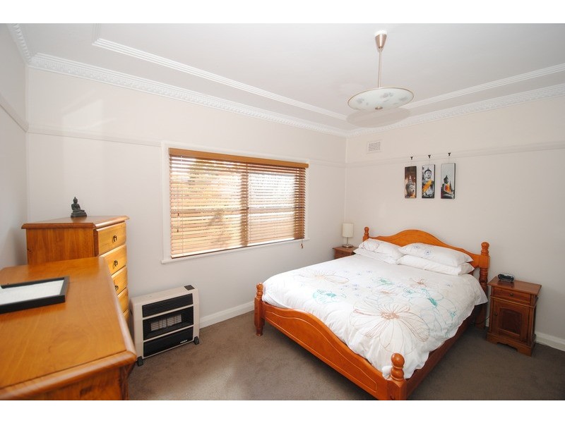 25 Rifle Parade, Lithgow NSW 2790