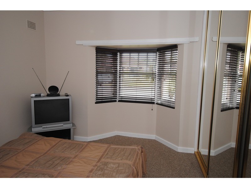 62 Rifle Parade, Lithgow NSW 2790