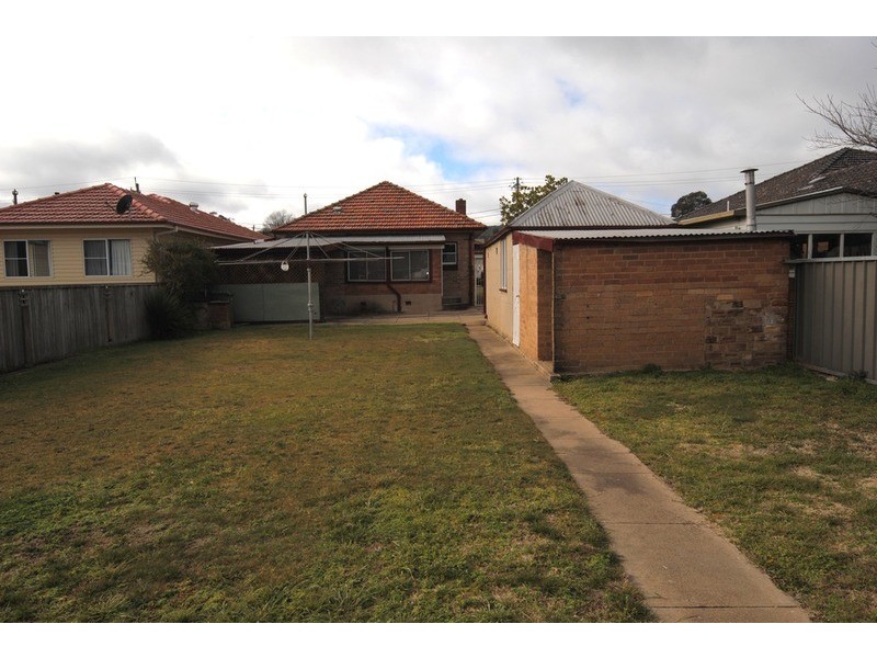62 Rifle Parade, Lithgow NSW 2790