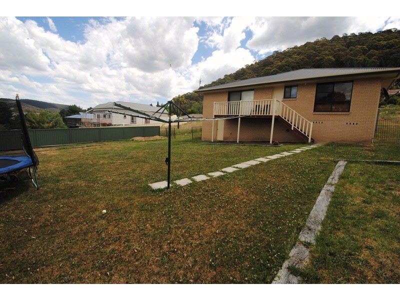 14 Hepburn  Street, Lithgow NSW 2790