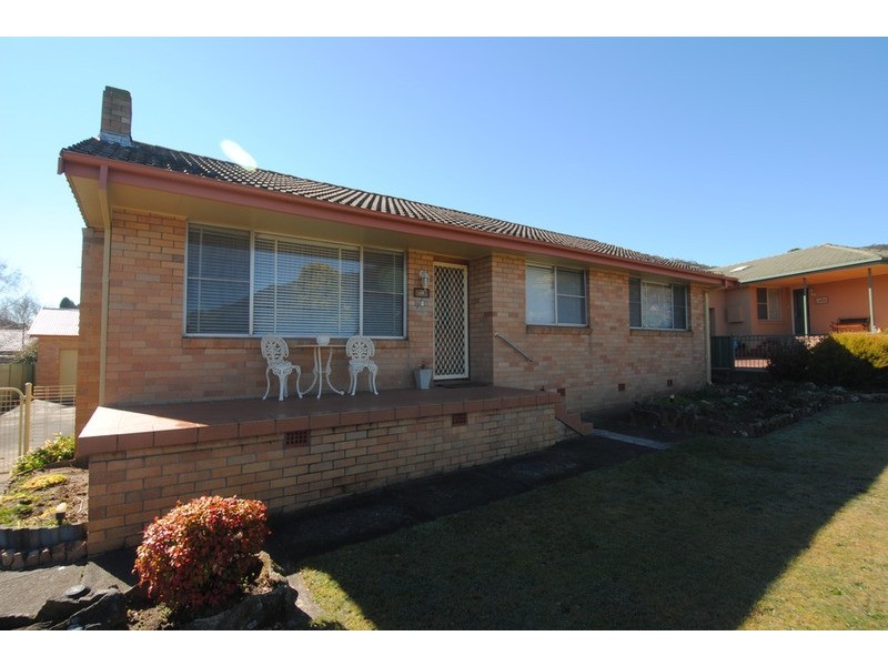 9 Wattle  Grove, Lithgow NSW 2790