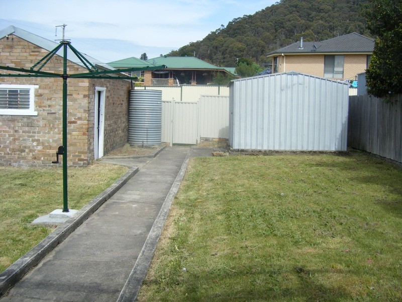 62 Sandford Avenue, Lithgow NSW 2790