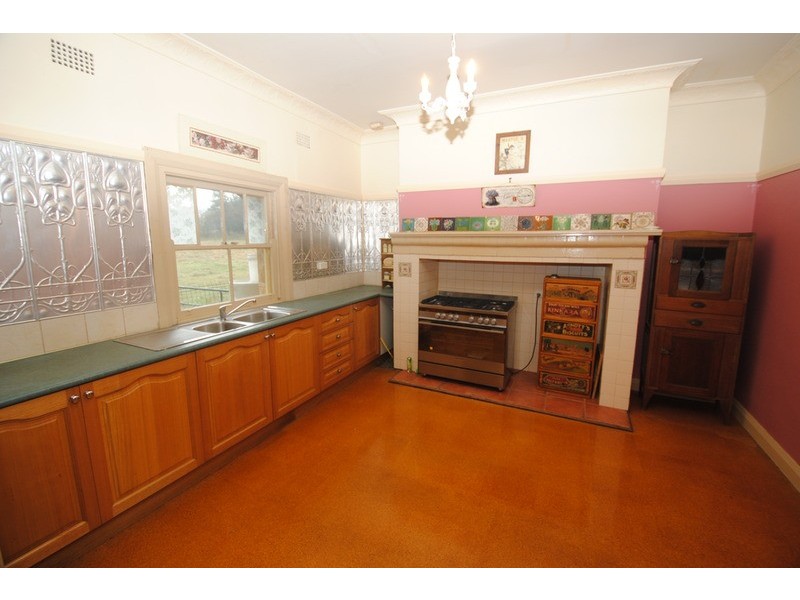 24 Maddox  Lane, Lidsdale NSW 2790