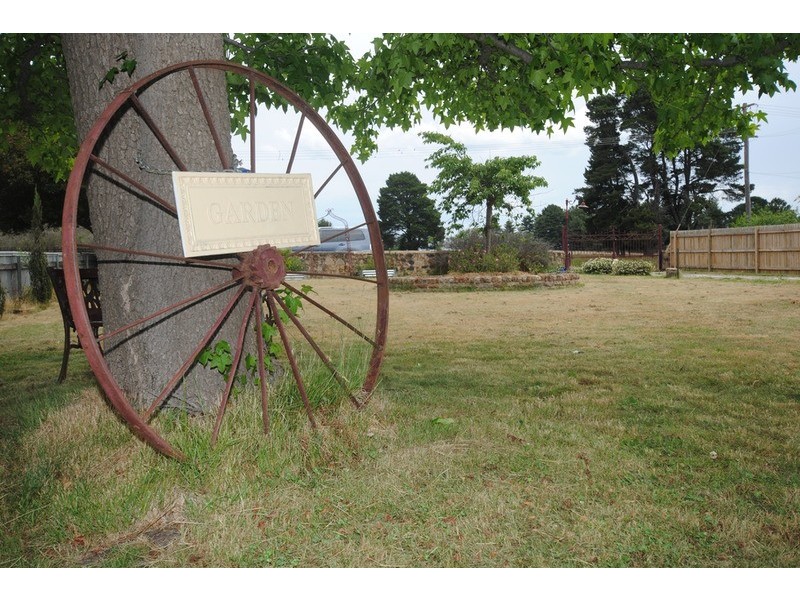 24 Maddox  Lane, Lidsdale NSW 2790