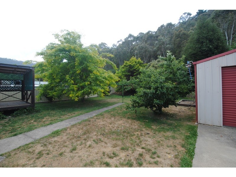 102 Sandford Avenue, Lithgow NSW 2790