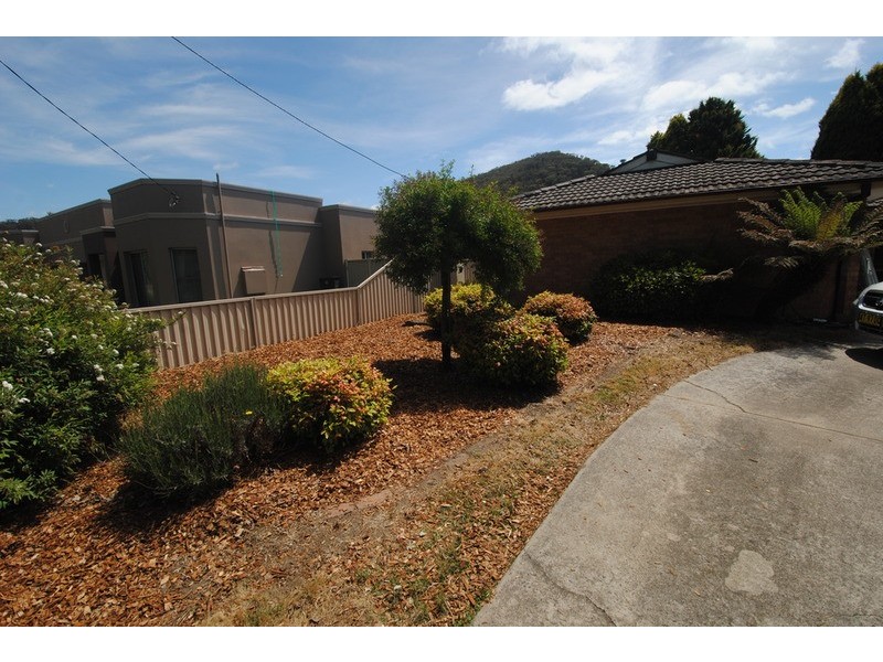 25 Fullagar Avenue, Lithgow NSW 2790