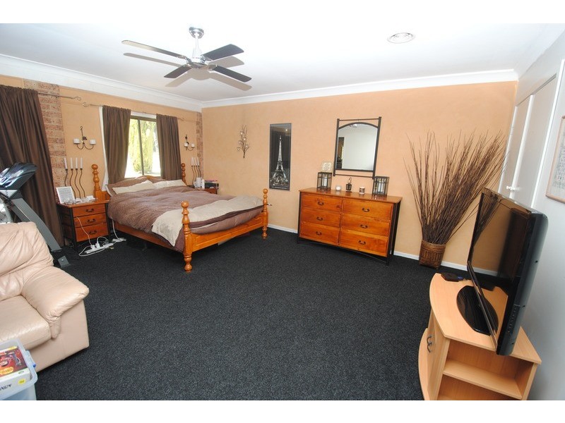 25 Fullagar Avenue, Lithgow NSW 2790