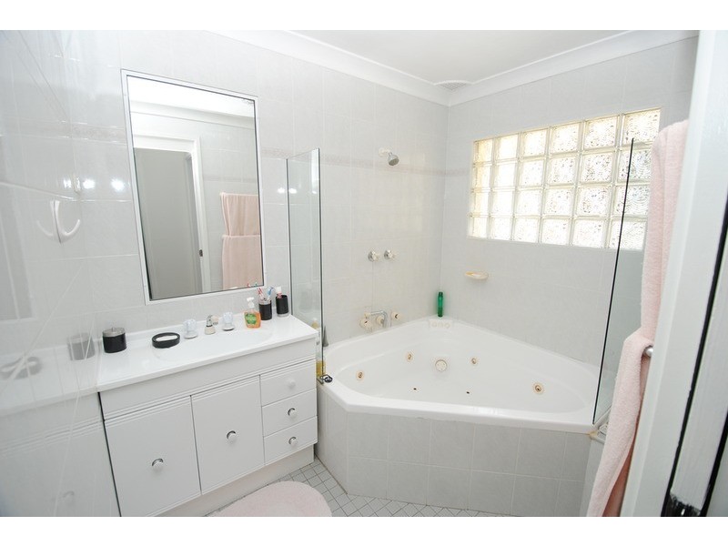 25 Fullagar Avenue, Lithgow NSW 2790