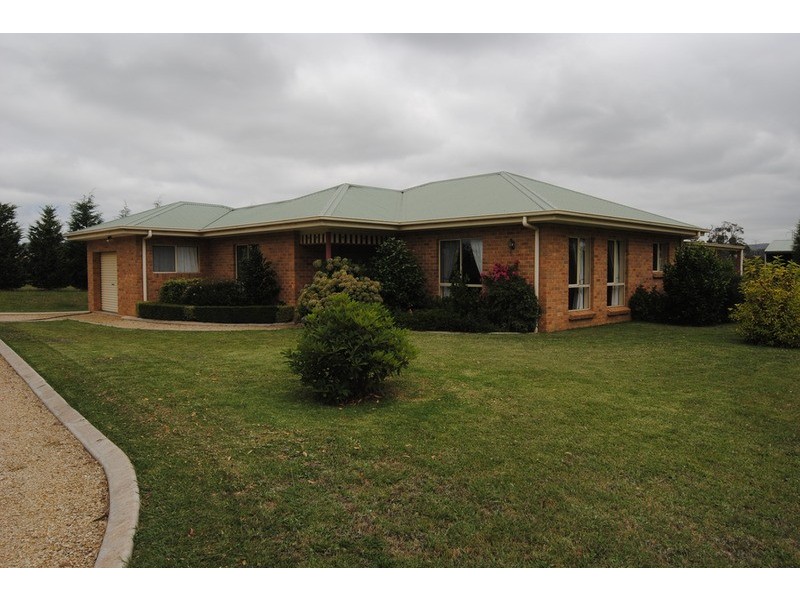 990 Range Road, Portland NSW 2847