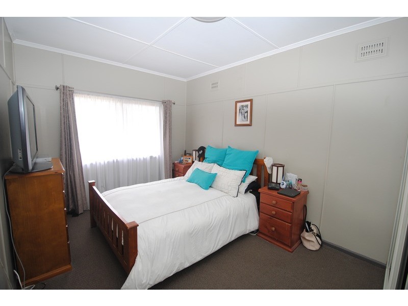 73 Rifle Parade, Lithgow NSW 2790
