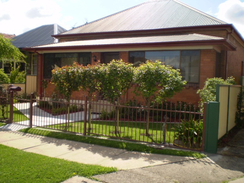 87 Calero Street, Lithgow NSW 2790