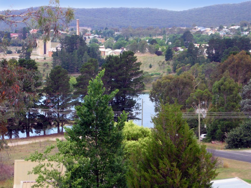 17 Burton Street, Portland NSW 2847