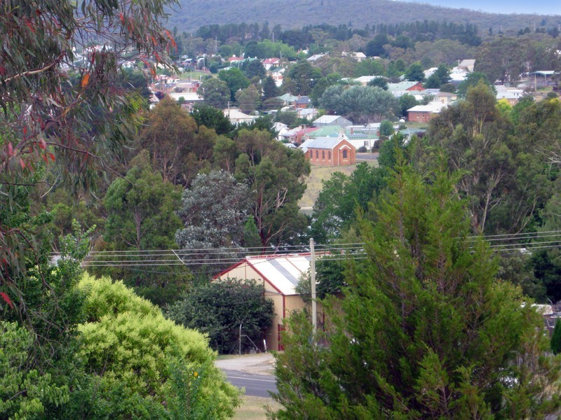 17 Burton Street, Portland NSW 2847