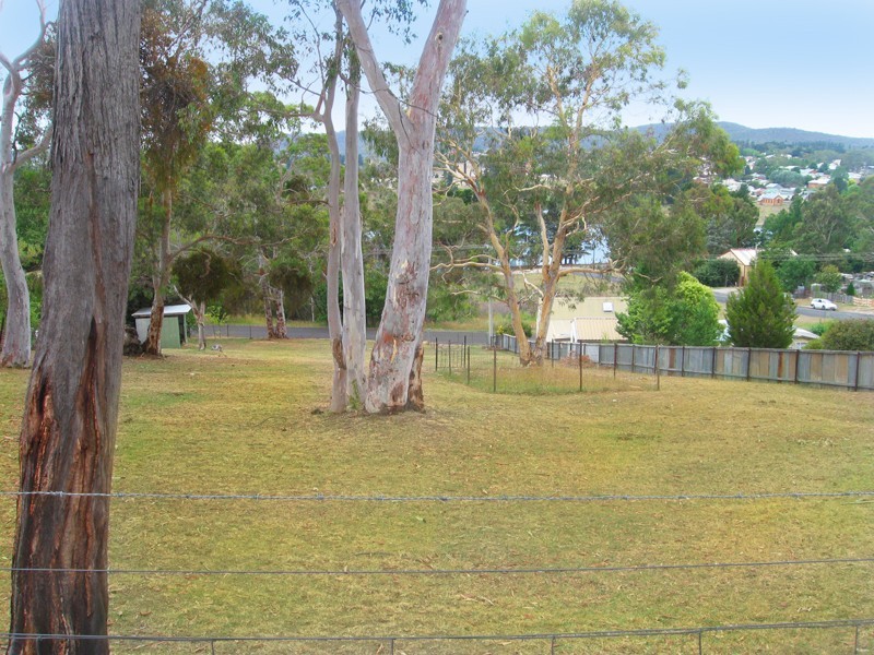 17 Burton Street, Portland NSW 2847