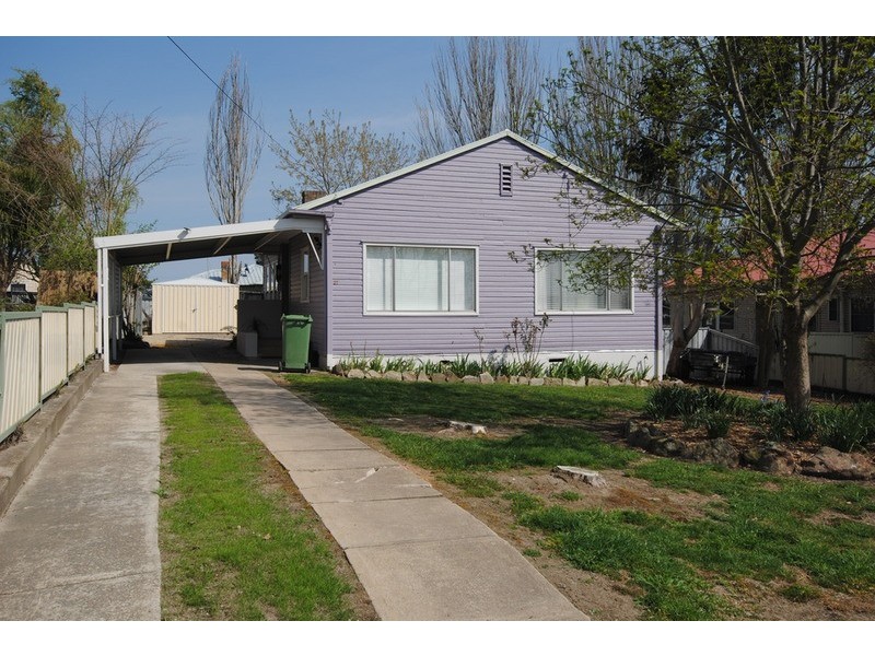 27 Hume Avenue, Wallerawang NSW 2845