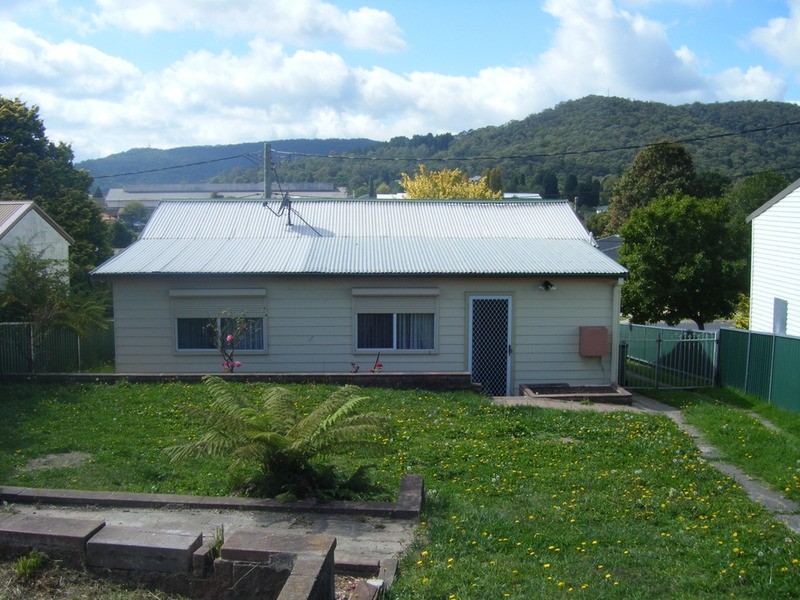 37 Bayonet Street, Lithgow NSW 2790