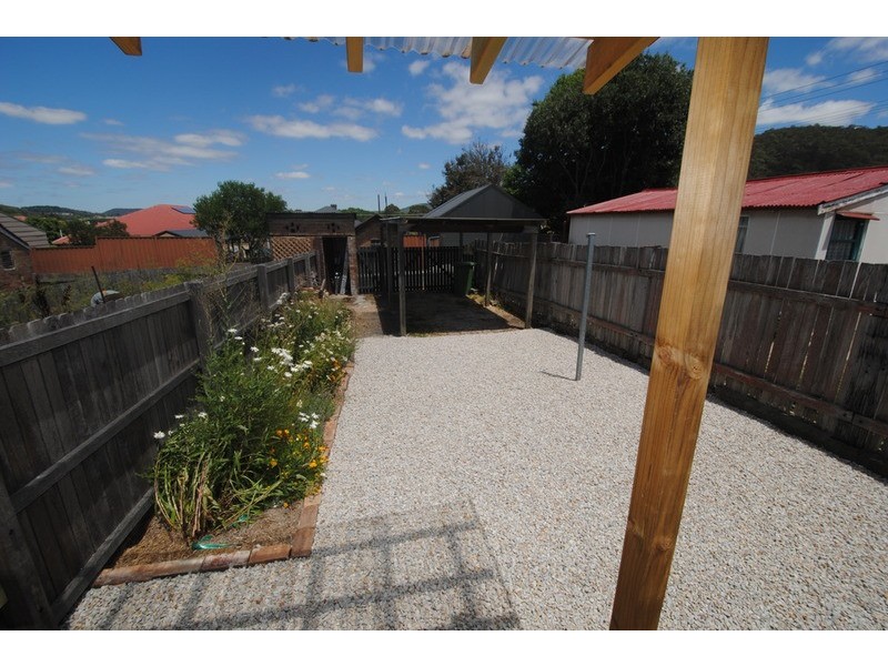 42 Hayley Street, Lithgow NSW 2790