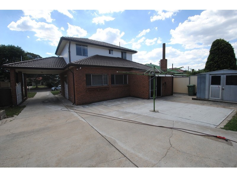 7 Enfield  Avenue, Lithgow NSW 2790