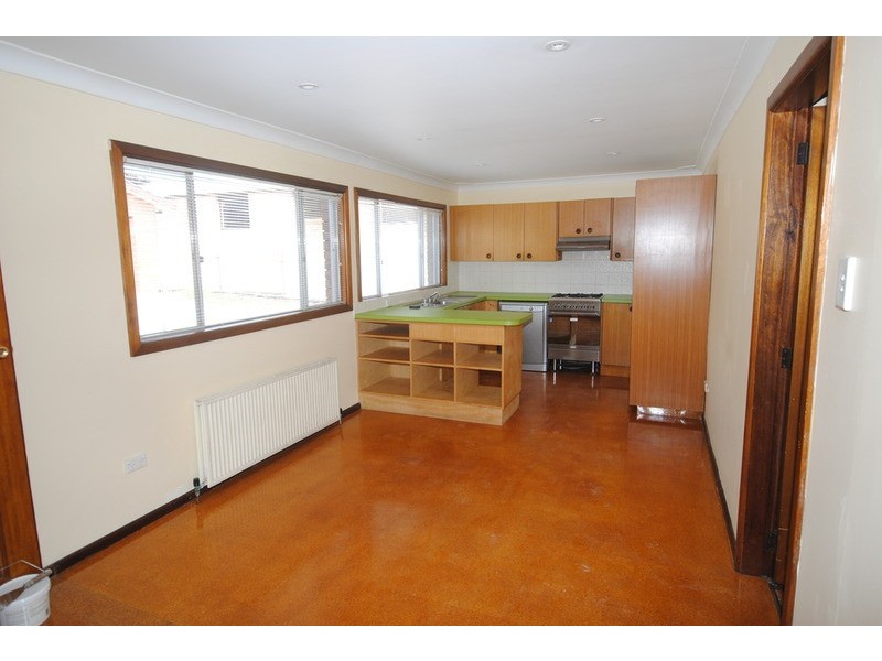 7 Enfield  Avenue, Lithgow NSW 2790