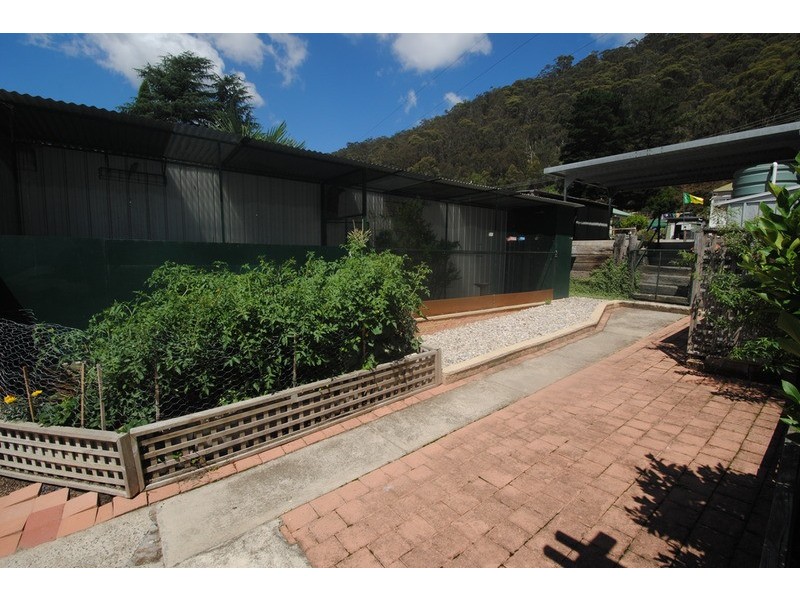 144 Macauley Street, Lithgow NSW 2790