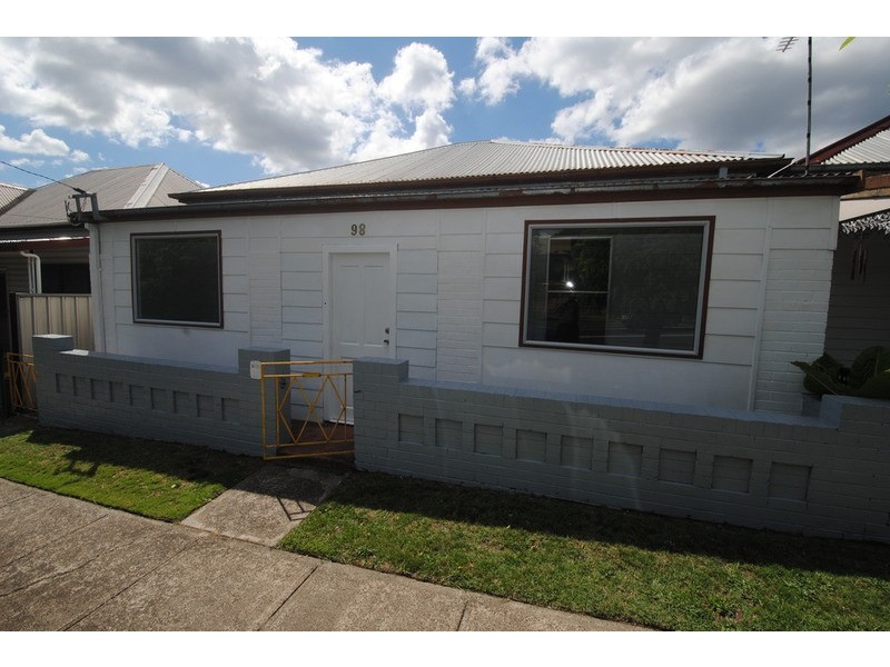 98 Mort  Street, Lithgow NSW 2790