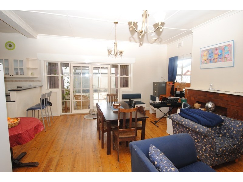 41 Railway Parade, Lithgow NSW 2790