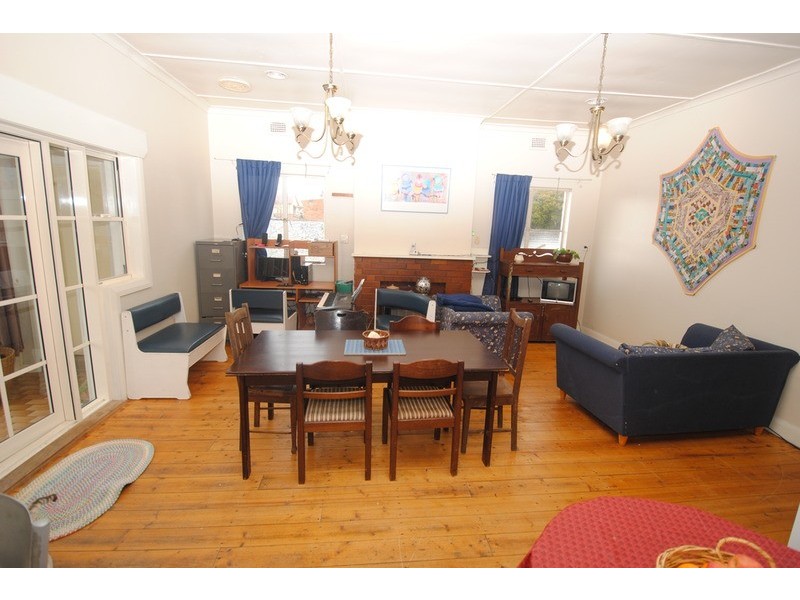 41 Railway Parade, Lithgow NSW 2790