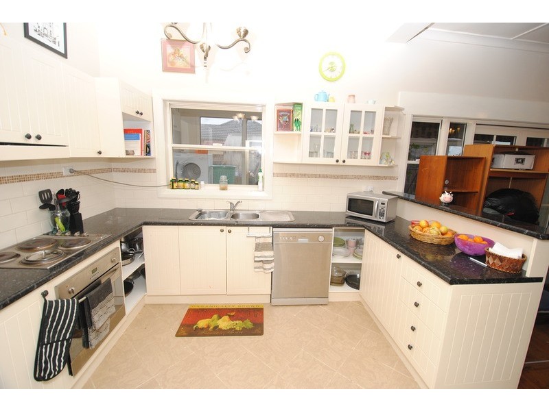 41 Railway Parade, Lithgow NSW 2790