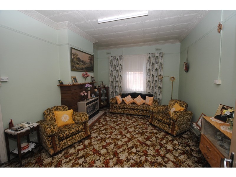 39 Laurence  Street, Lithgow NSW 2790