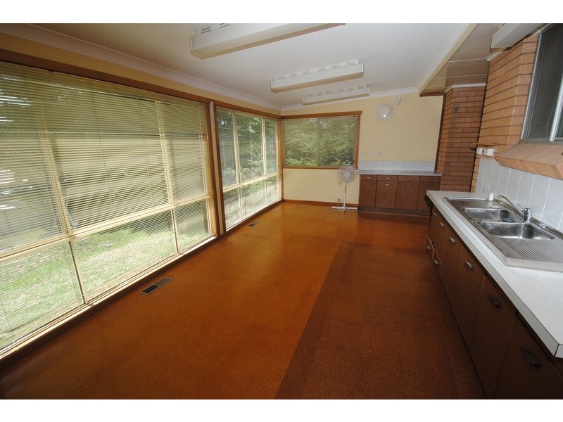 40 James Parade, Wallerawang NSW 2845