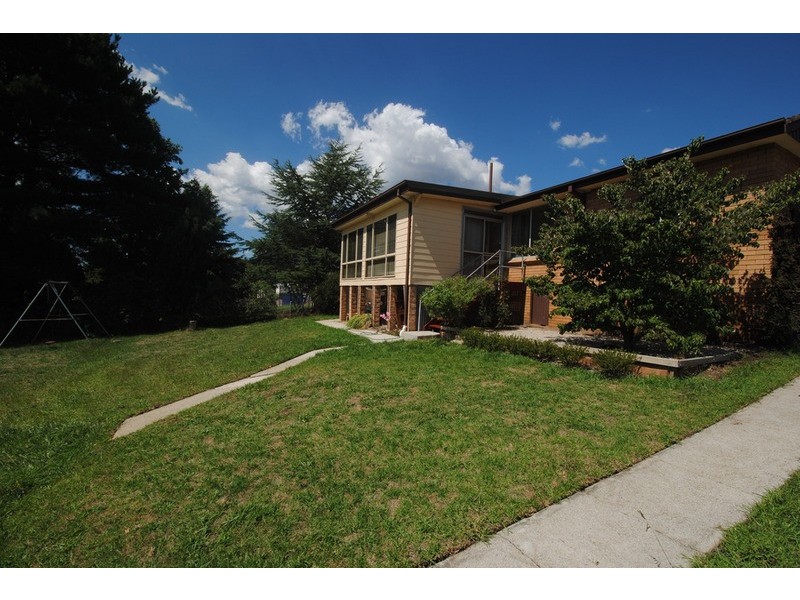 40 James Parade, Wallerawang NSW 2845