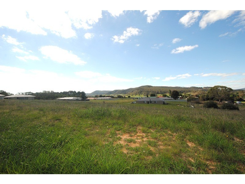 91 Henning  Crescent, Wallerawang NSW 2845
