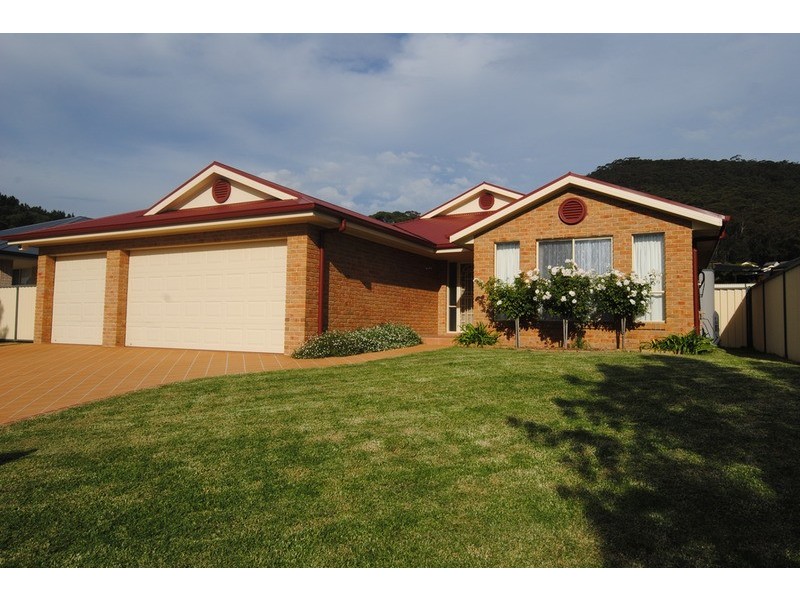 4 Fairview Drive, Lithgow NSW 2790