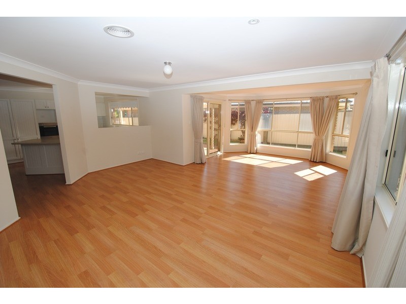 4 Fairview Drive, Lithgow NSW 2790
