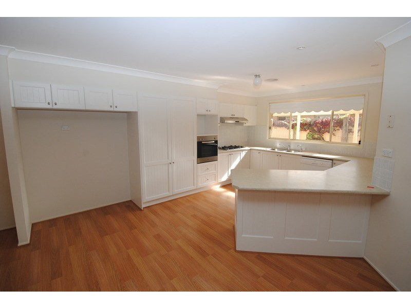 4 Fairview Drive, Lithgow NSW 2790