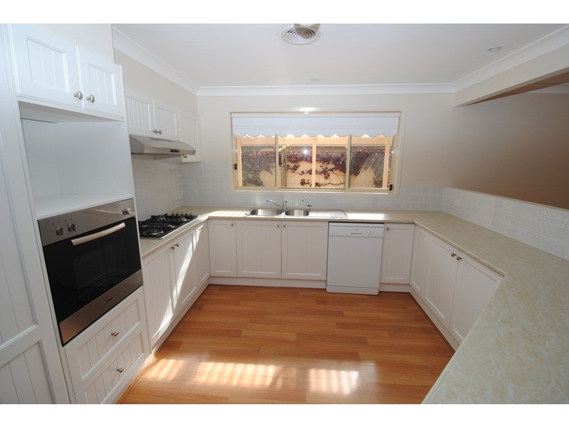 4 Fairview Drive, Lithgow NSW 2790