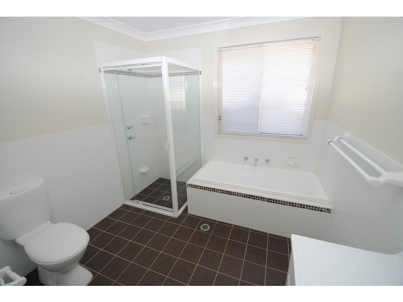 4 Fairview Drive, Lithgow NSW 2790