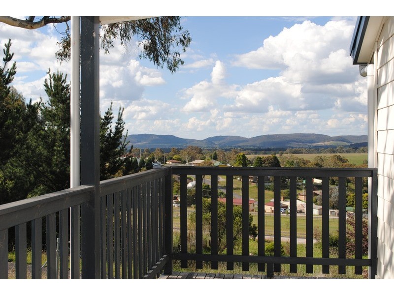 1 Paine Street, Portland NSW 2847