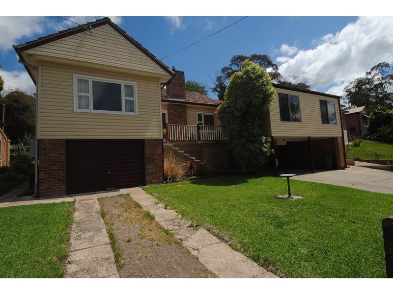 15 Birdwood  Street, Lithgow NSW 2790