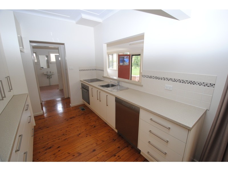 15 Birdwood  Street, Lithgow NSW 2790