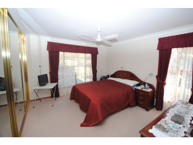1 Girraween Drive, Marrangaroo NSW 2790