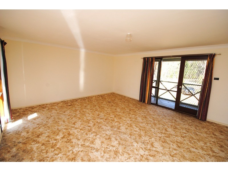 37 Kerma Crescent, Clarence NSW 2790